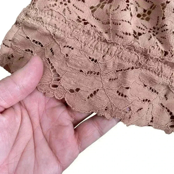 Aerie Garden Party Bralette - Picture 6 of 7